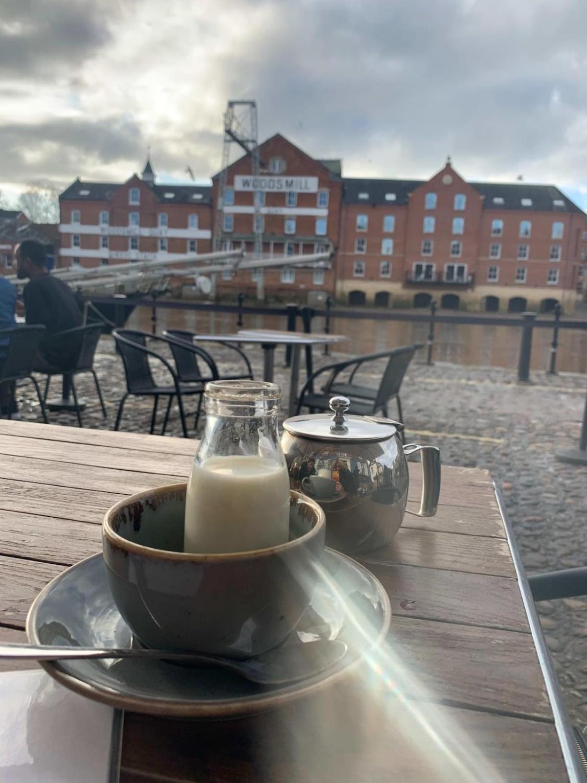 Luxury Apartment Woodsmill View - On The River - With Balcony - Recently Refurbished York Exterior photo
