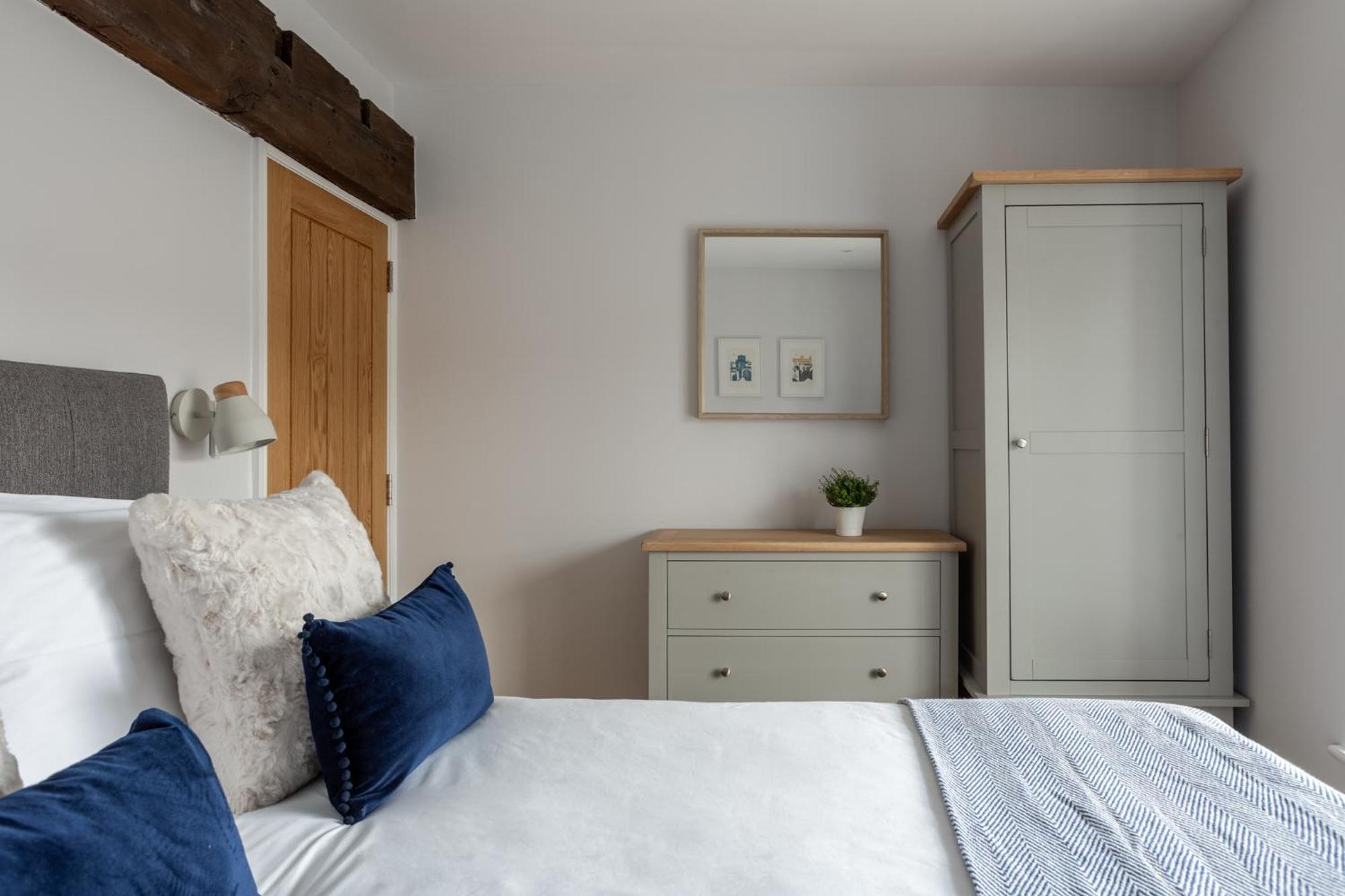 Luxury Apartment Woodsmill View - On The River - With Balcony - Recently Refurbished York Exterior photo